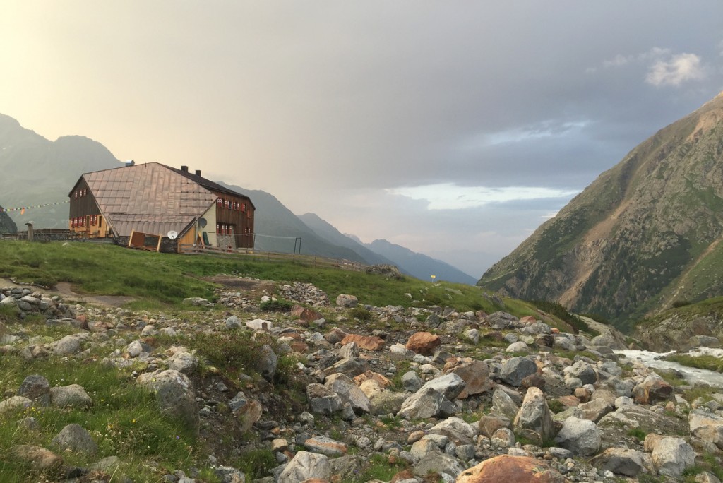 Sonnenuntergang Sulzenauhuette Stubai Tirol