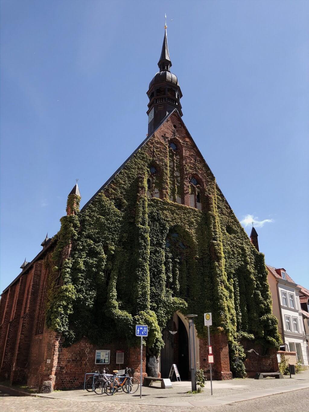 Heilgeistkirche Bezienswaardigheden Stralsund