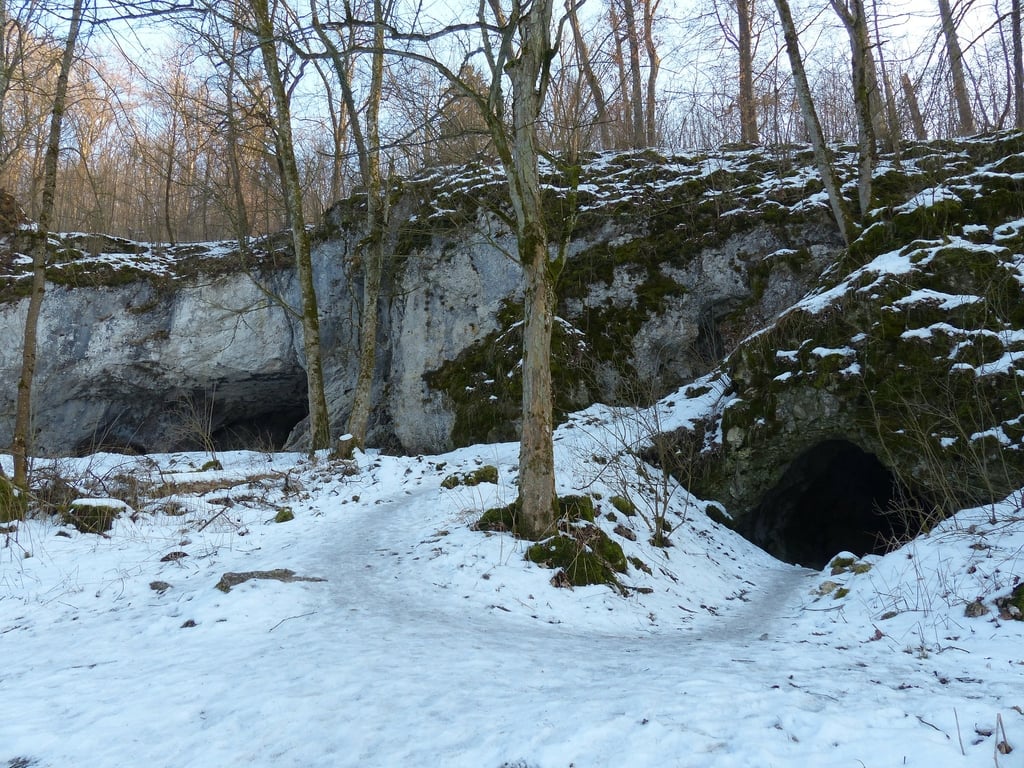 Lonetal Grotten Hohlenstein Winter